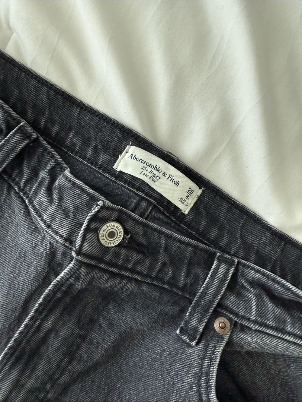 Abercrombie The Baggy Low Rise Jean Black Size 29 8R Raw Hem Cotton - Picture 8 of 10